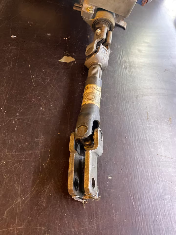 Opel Corsa 1.3 Diesel Lenksäule 13136672