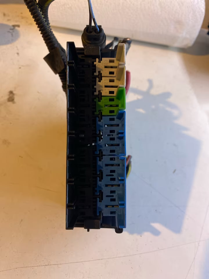 Opel Zafira A Sicherungskasten 968566