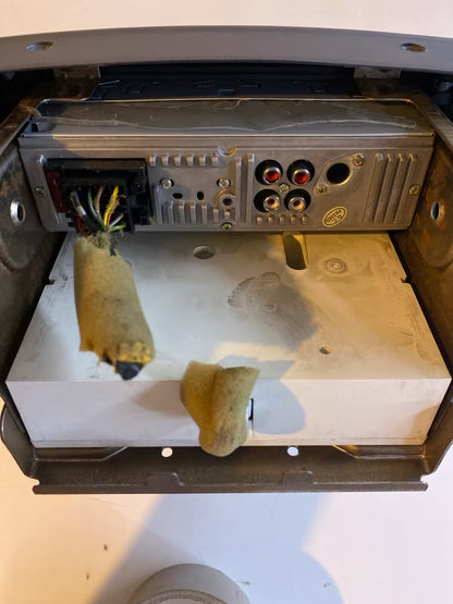 Nissan Micra K12 Radio Mittelkonsole Lüftgitter