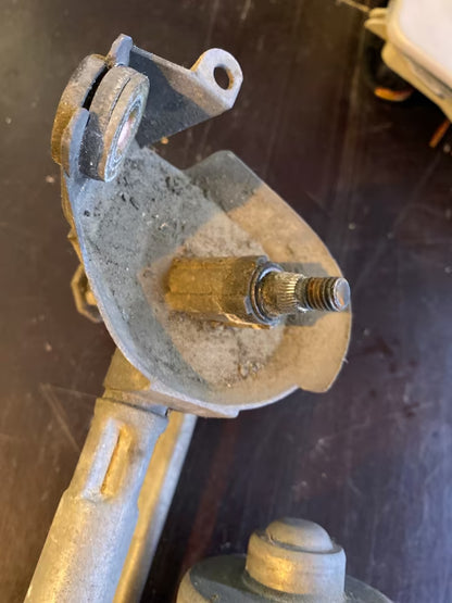 Toyota Yaris Scheibenwischergestänge mit Motor 404652