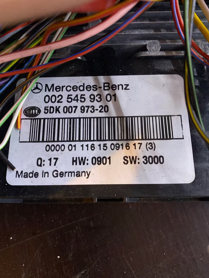 MercedesW203 Sam Modul A0025459301 5DK00797320