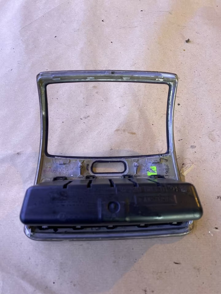 Mercedes W220 Ablagefach Klappe A206830191