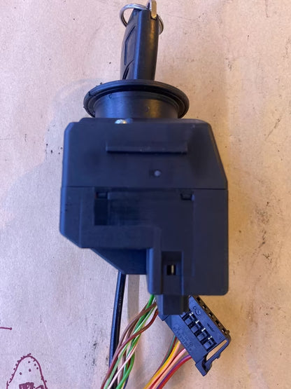 Mercedes W203 Zündschalter Schloss 2095450508 A2095450508 Q6