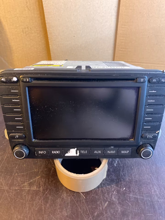VW Touran 1T Bj04 1T0035194B 7612002028 Blaupunkt Navi