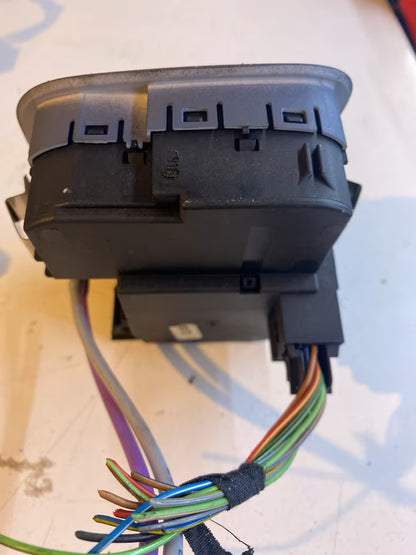 Mercedes Benz W203 W209 Xenon Lichtschalter Schalter A2035450604