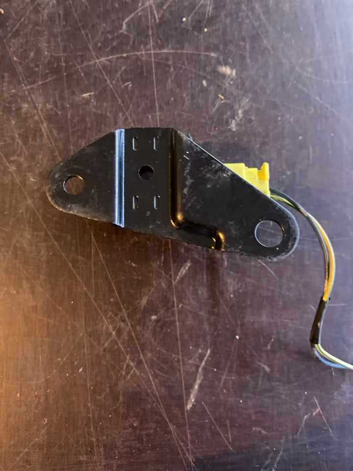 Toyota Yaris MK1 Türaufprallsensor Rechts 89865-52010