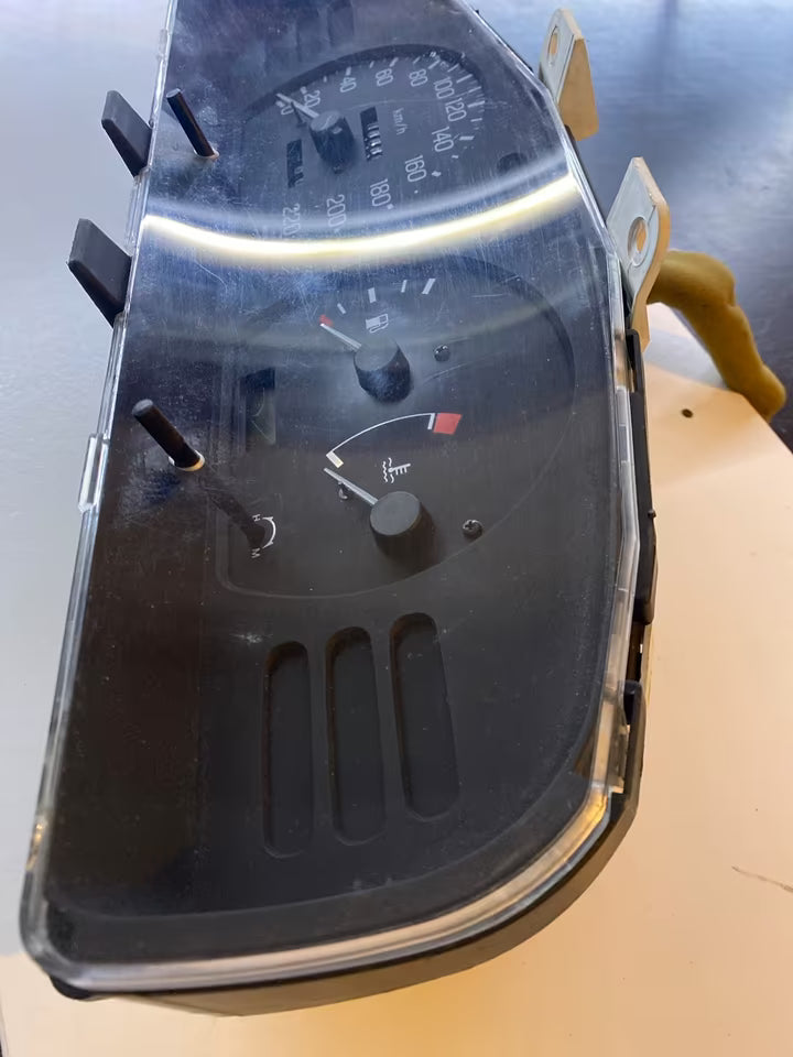 Nissan Sunny N14 1.4Xl Tacho 32693 km