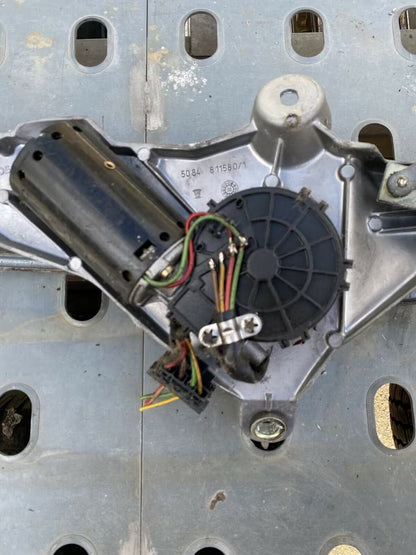 Mercedes W220 Scheibenwischergestänge mit Motor 3391098390 Bosch