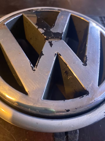 VW Golf 4 Kühlergrill Frontgrill 1J0853655D / 1J0853651F