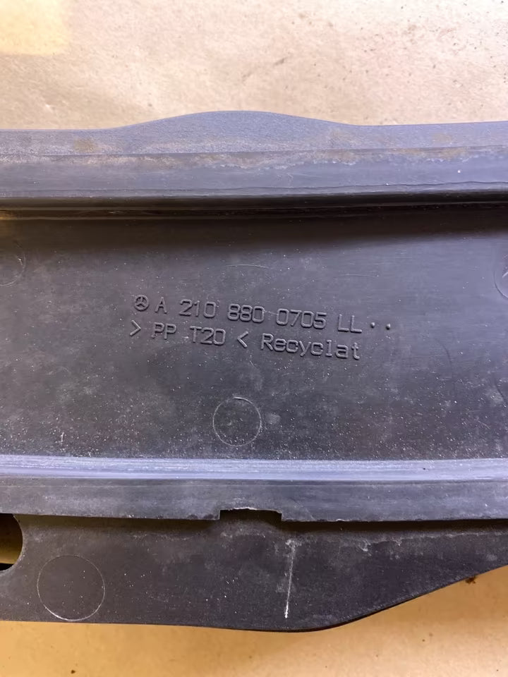 Mercedes W210 Lüftungsgitter Grill A2108800705