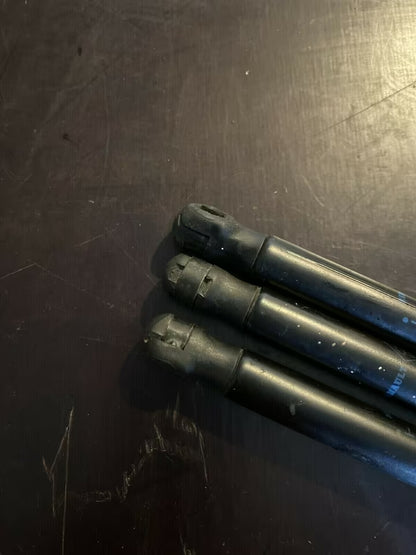 Renault Megane Gasfruckfeder 8200051750