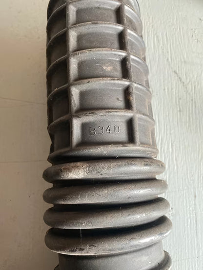 B340 Rohr passend für Ford Transit Peugeot Boxer