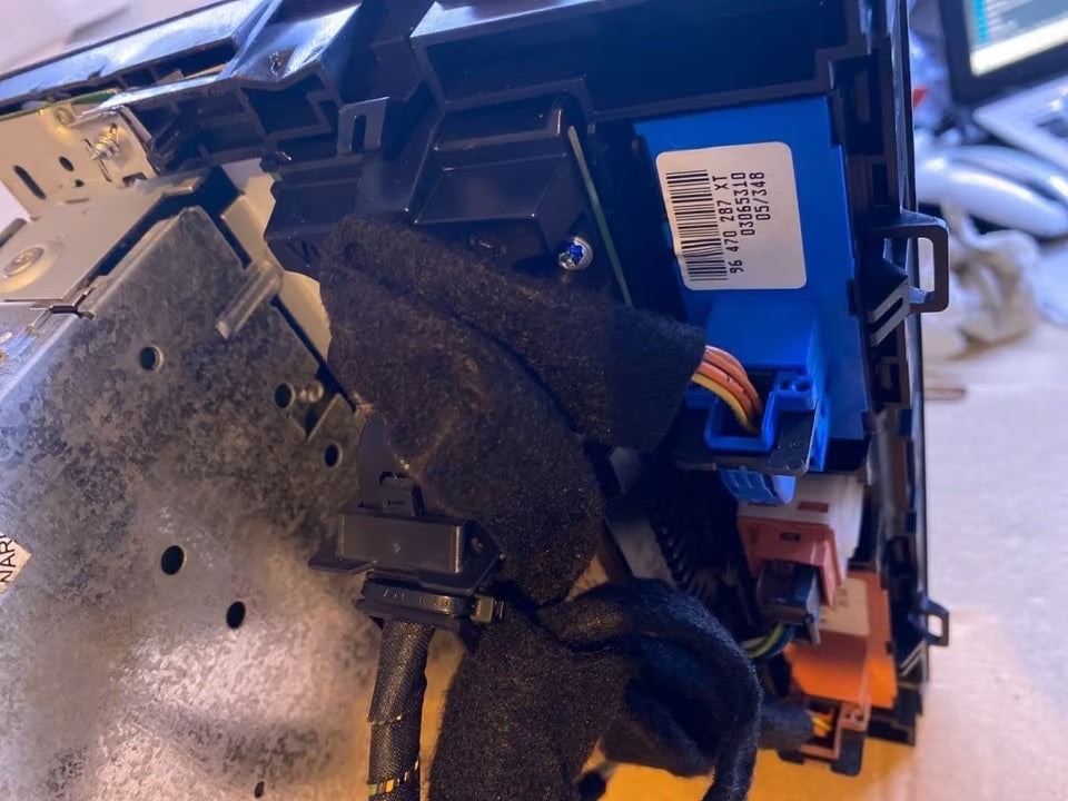 Peugeot 407 Audiosystem Klimabedienung