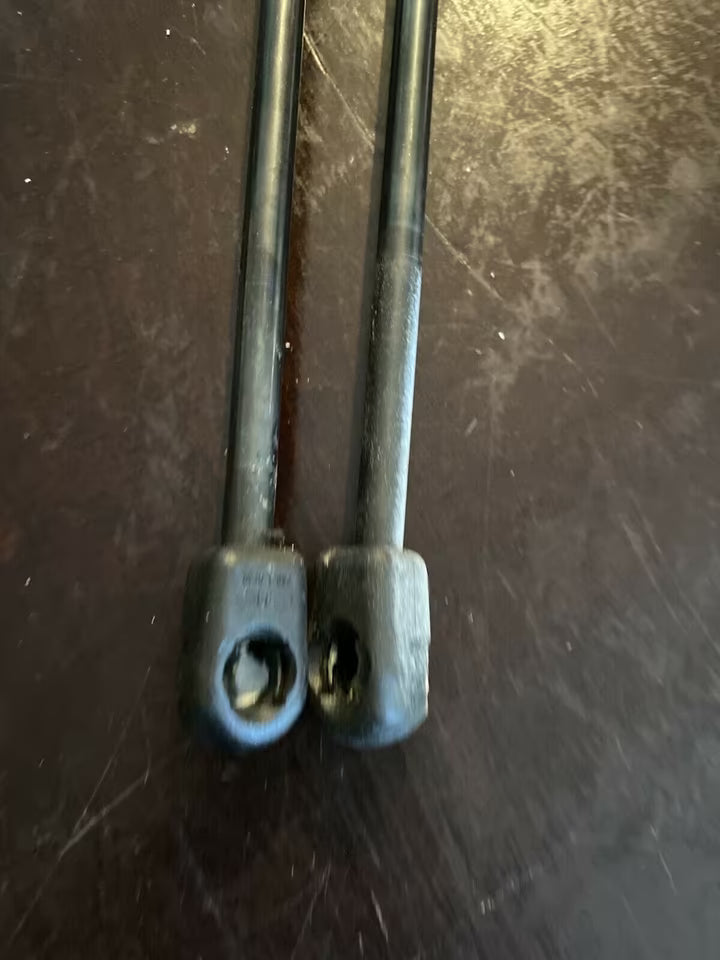 Mercedes W203 Gasfedern/ Sportcoupe