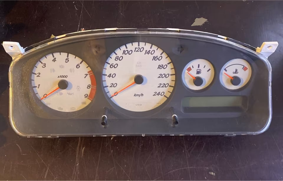 Nissan Primera Tachometer 81117943