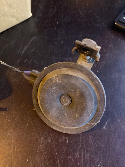 VW Golf 3 Vento Signalhorn mit Halterung