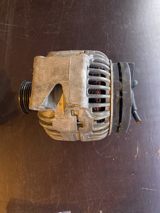 Audi A4 14V Lichtmaschine 06B903016Q